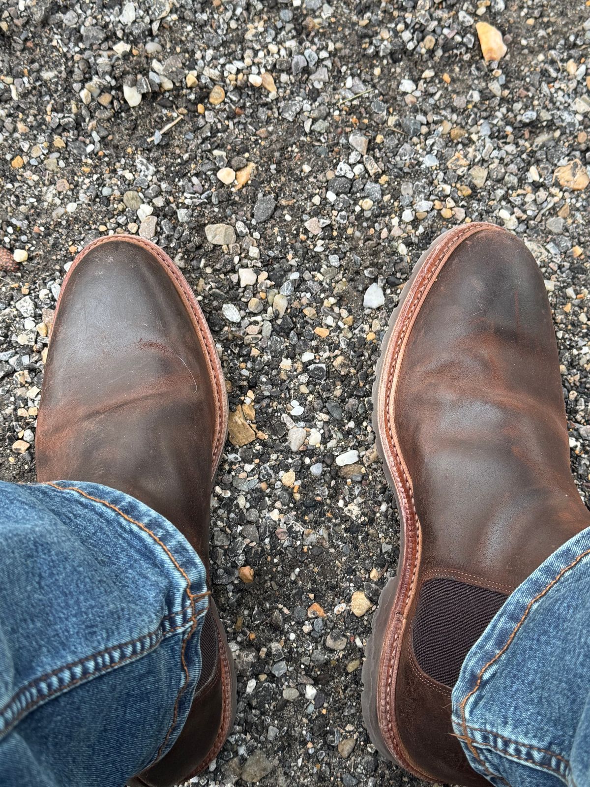 Photo by lemoncurry on March 26, 2026 of the Meermin Chelsea Boot in C.F. Stead Rust Waxy Commander Suede.