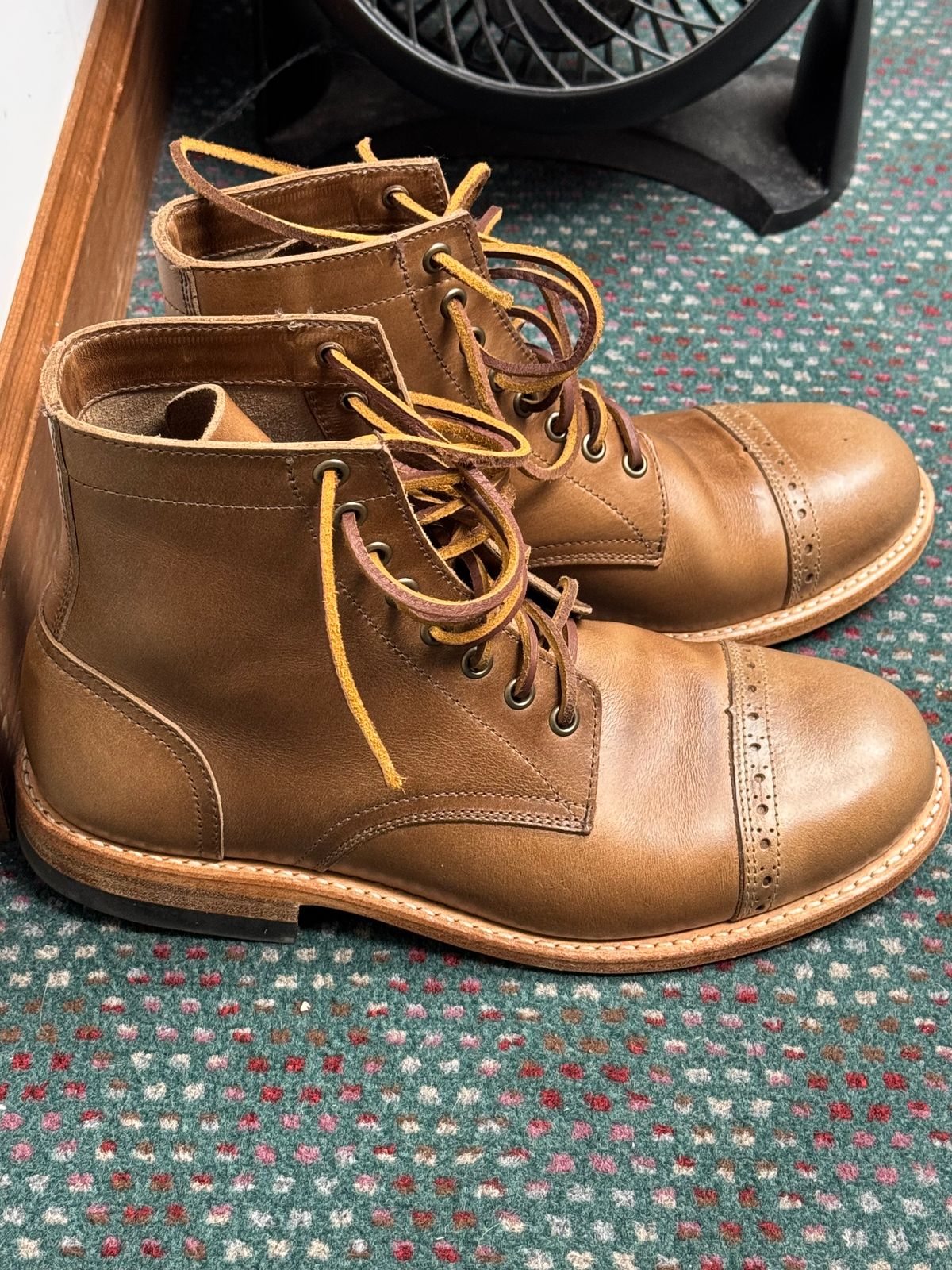 Photo by lemoncurry on June 11, 2026 of the Oak Street Bootmakers Cap Toe Trench Boot in Horween Natural Chromexcel.