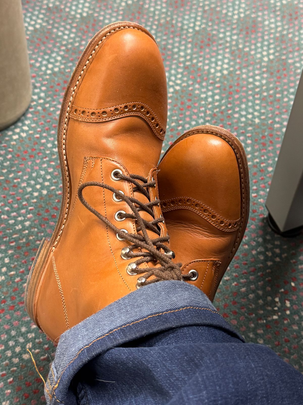Photo by lemoncurry on February 20, 2026 of the Saddleback Leather Officer’s Boot in Unknown Natural Veg Tan.