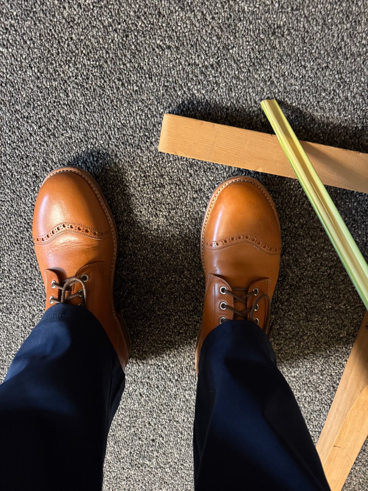 Photo by lemoncurry on March 29, 2026 of the Saddleback Leather Officer’s Boot in Unknown Natural Veg Tan.