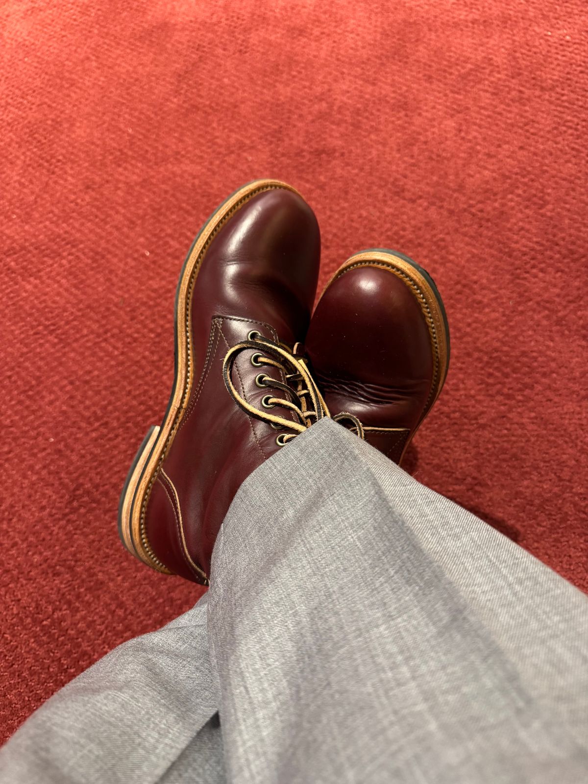 Photo by lemoncurry on July 5, 2026 of the Oak Street Bootmakers Trench Boot in Horween Color 8 Chromexcel.