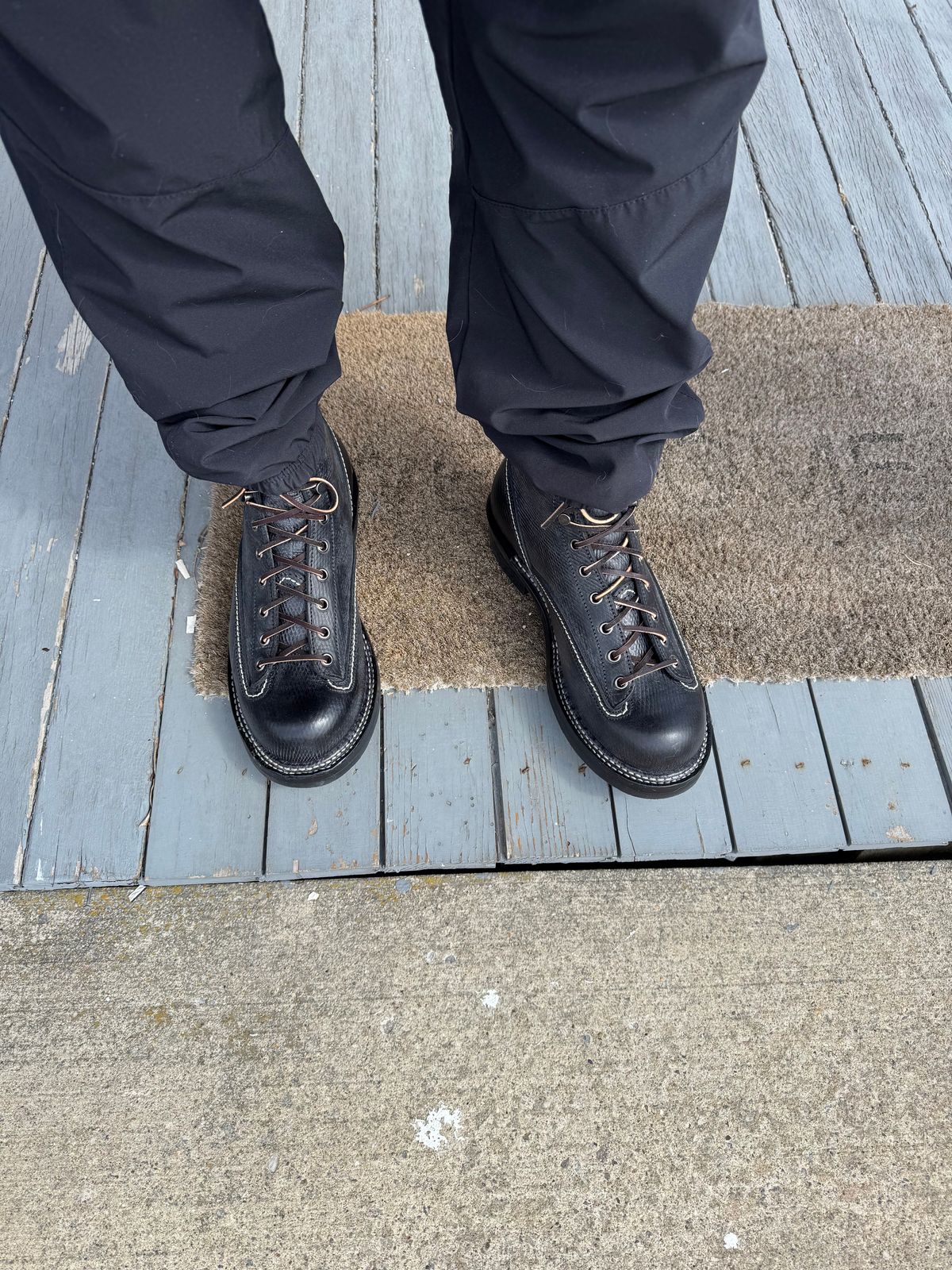 Photo by lemoncurry on March 28, 2026 of the Brake House Short-face Leather Motorcycle Boots 7301 in Coarse Grain Leather.