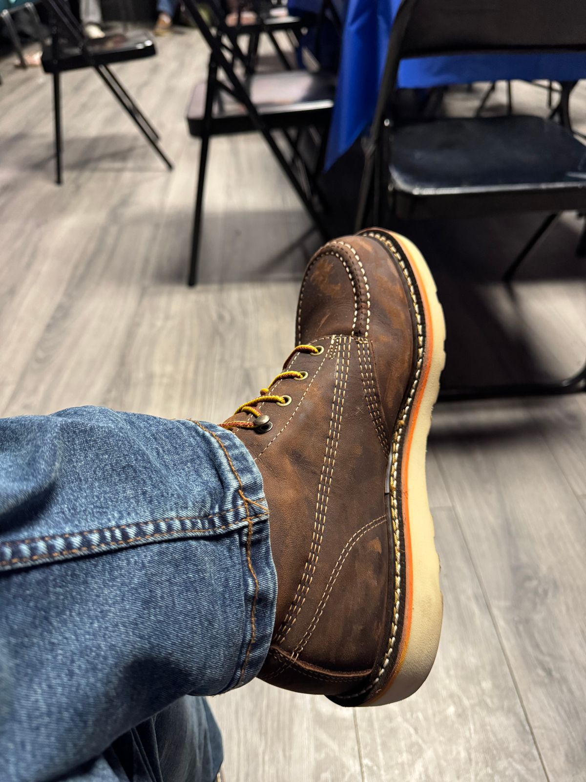 Photo by lemoncurry on March 21, 2026 of the Duradero Rutland in Drum Dyed Cowhide.