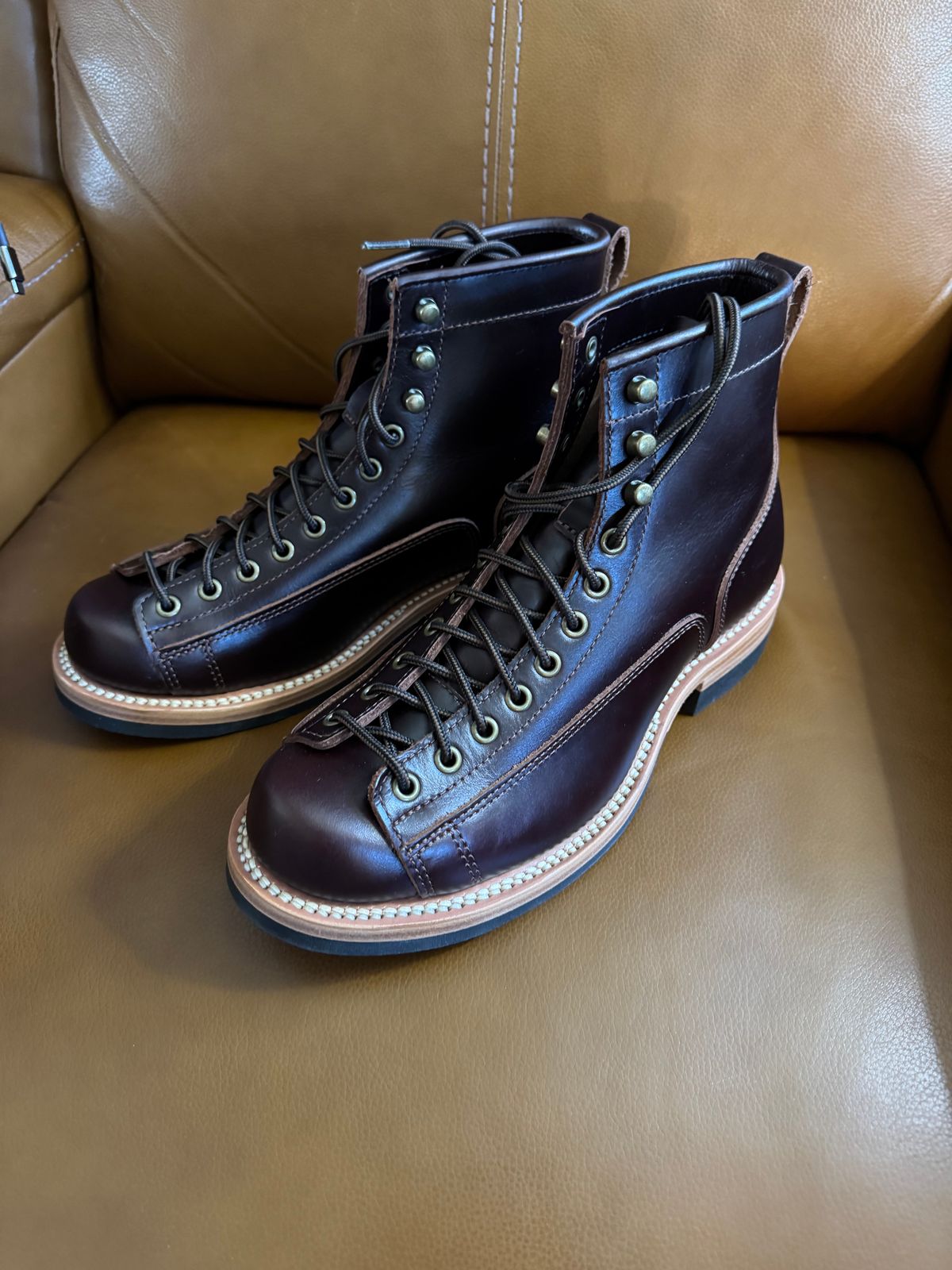 Photo by lemoncurry on May 16, 2026 of the Crush On Retro LTT Combat Boots in In House Oiled Cowhide (Brown).