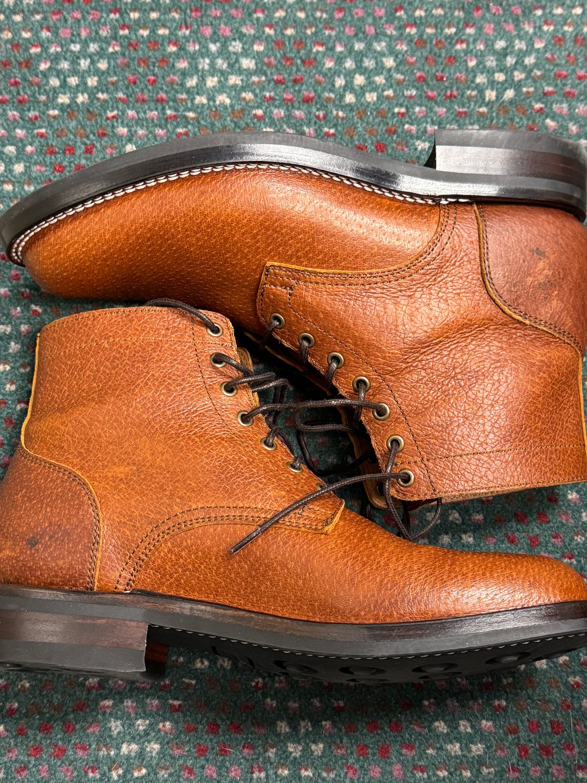 Photo by lemoncurry on April 23, 2026 of the Caswell X Stridewise Lisbon in Jabari Wild Boar Cognac.