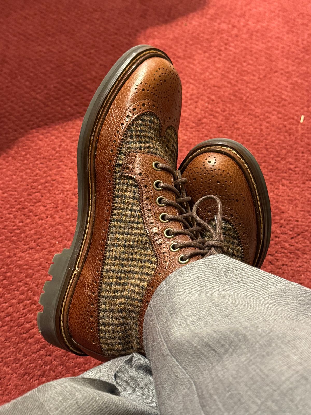 Photo by lemoncurry on March 8, 2026 of the TAFT Boston Boot in Full Grain Leather & Harris Tweed.