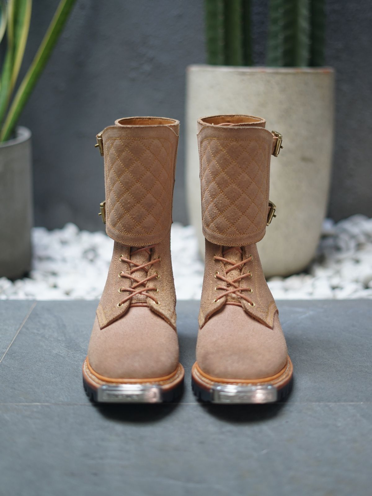 Photo by pungkymardhany on October 1, 2025 of the Fortis Boots Dust Rider in Wickett & Craig Russet Skirting.