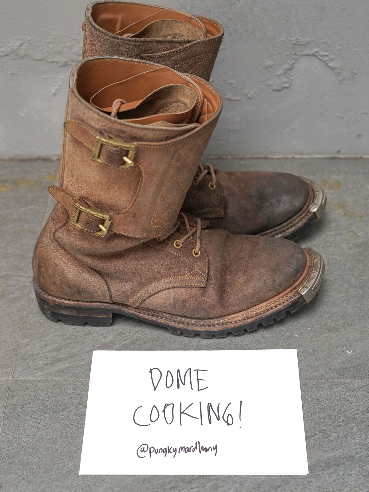 Photo by pungkymardhany on November 1, 2025 of the Fortis Boots Dust Rider in Wickett & Craig Russet Skirting.