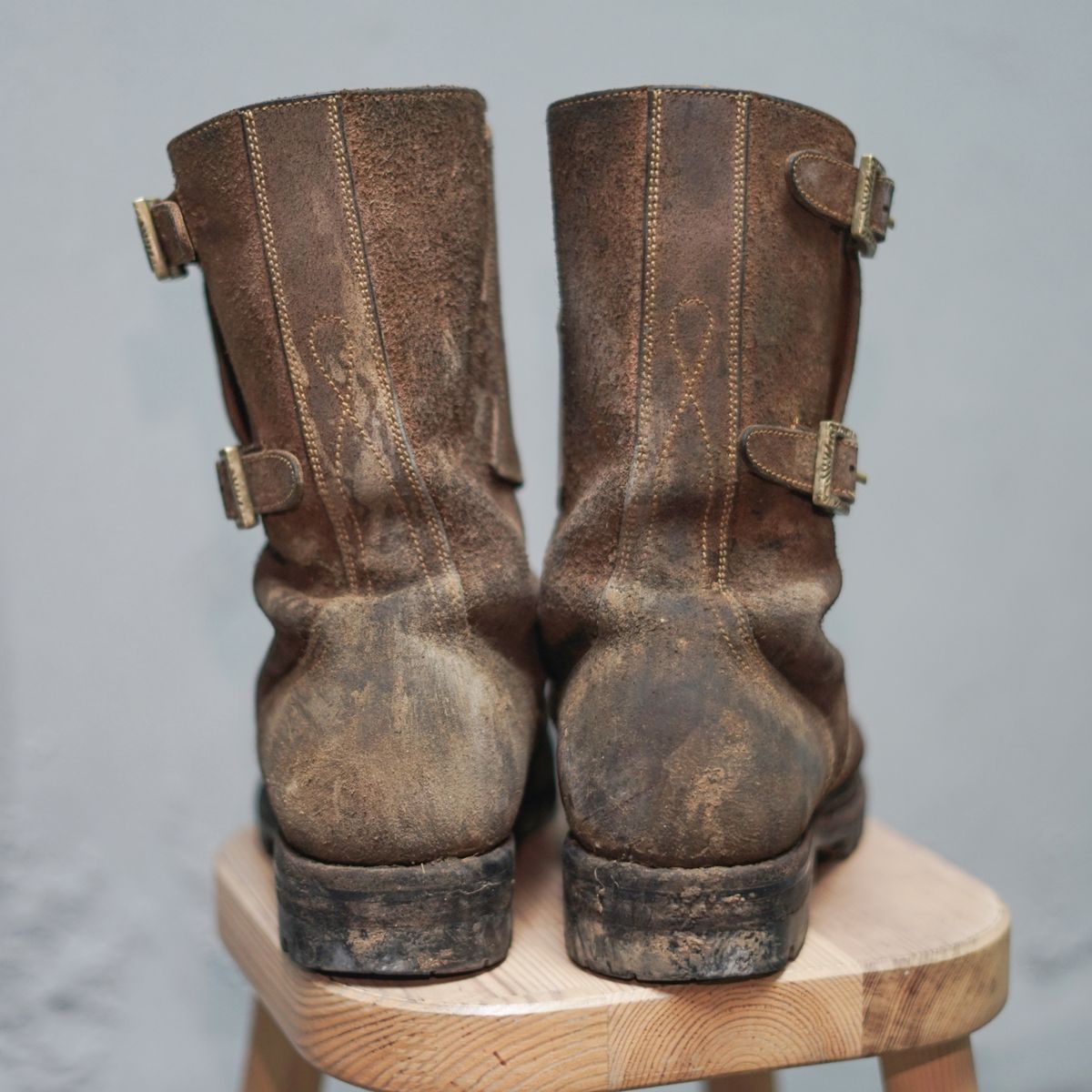 Photo by pungkymardhany on January 2, 2026 of the Fortis Boots Dust Rider in Wickett & Craig Russet Skirting.