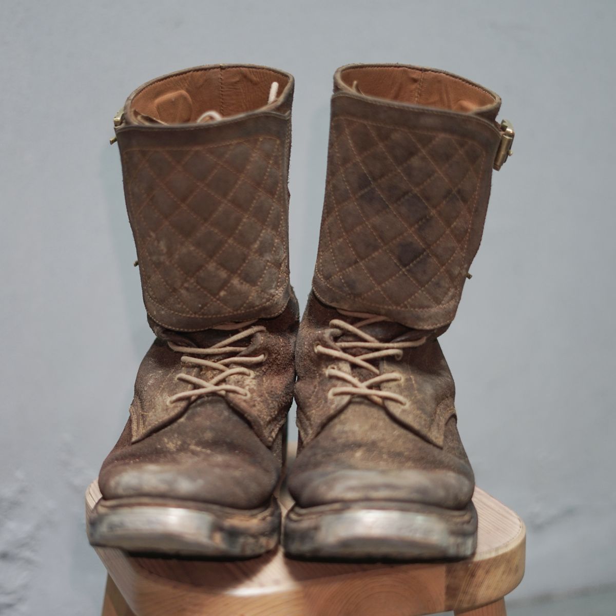 Photo by pungkymardhany on January 2, 2026 of the Fortis Boots Dust Rider in Wickett & Craig Russet Skirting.