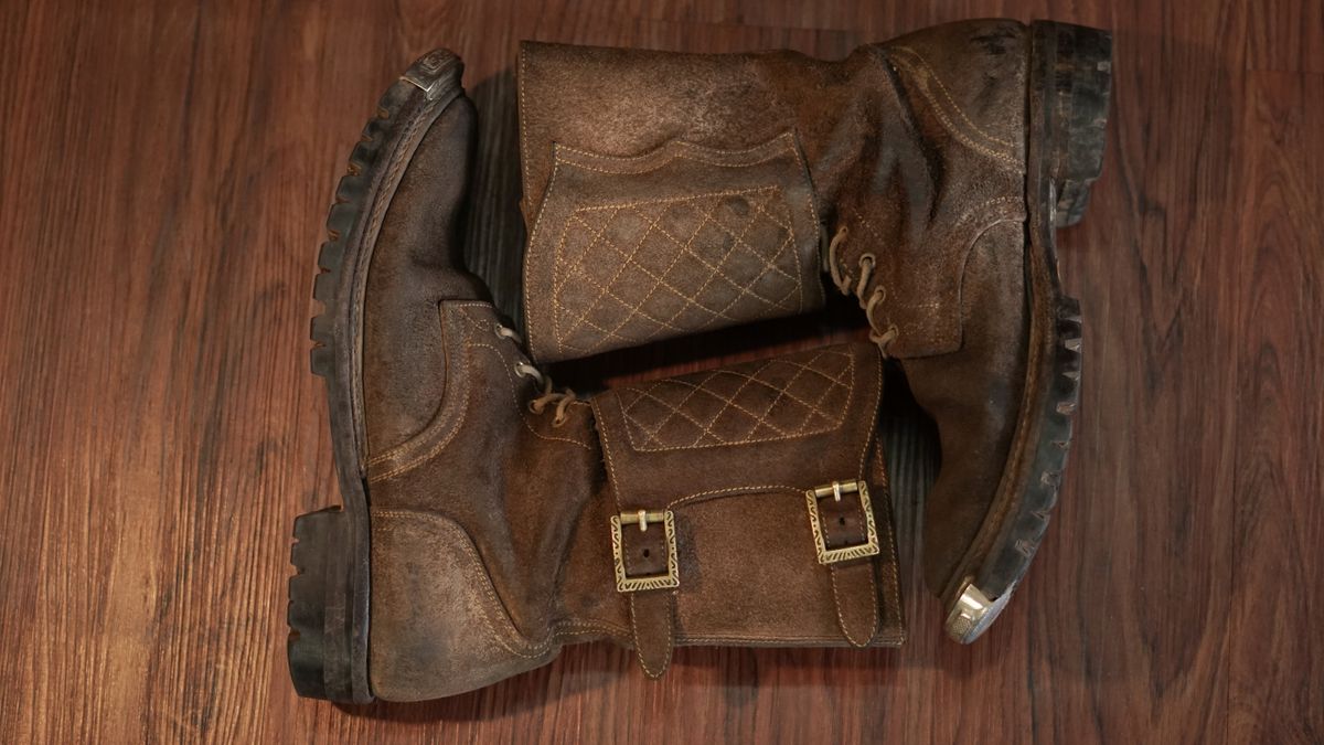 Photo by pungkymardhany on February 2, 2026 of the Fortis Boots Dust Rider in Wickett & Craig Russet Skirting.