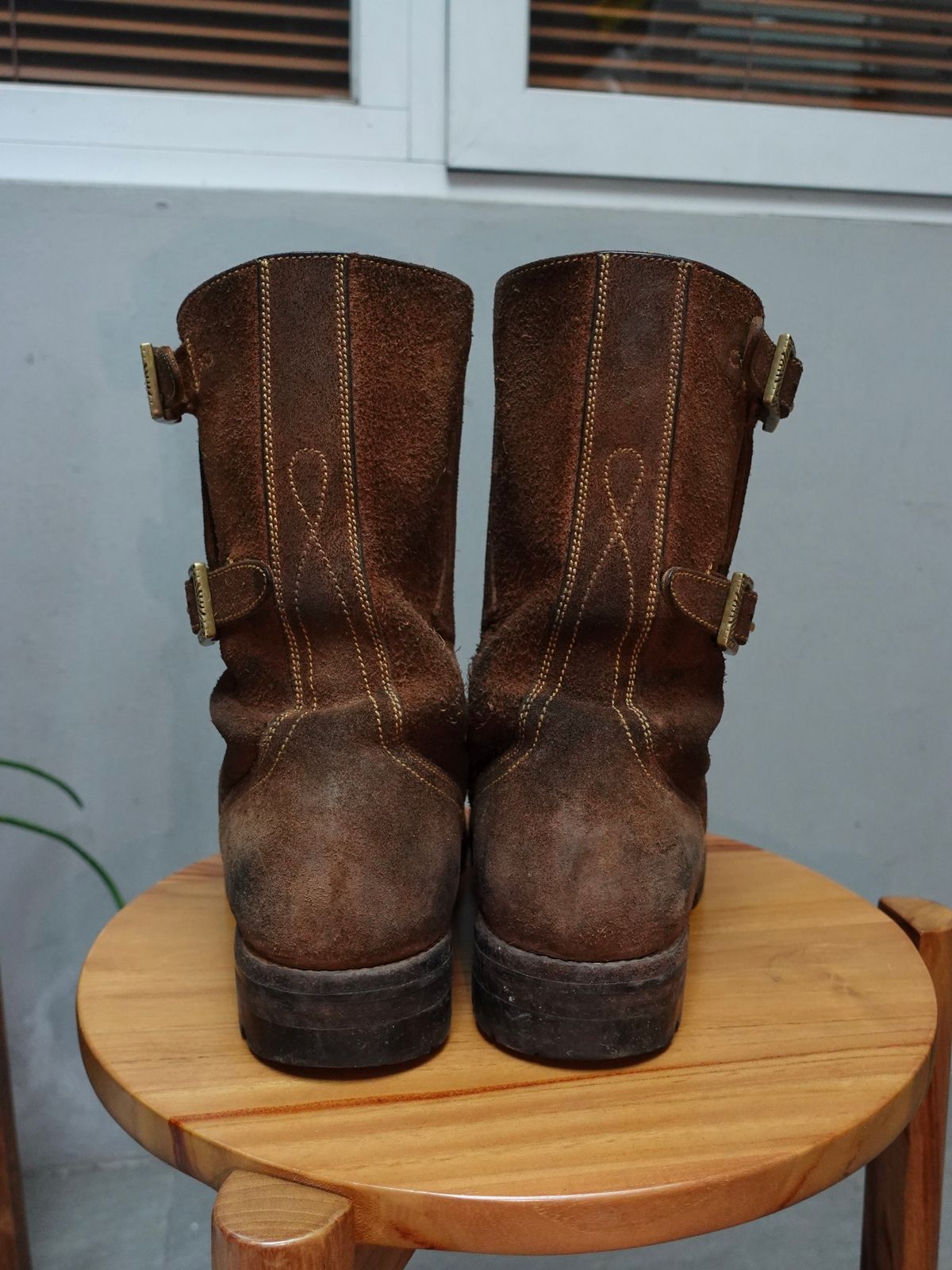 Photo by pungkymardhany on March 31, 2026 of the Fortis Boots Dust Rider in Wickett & Craig Russet Skirting.