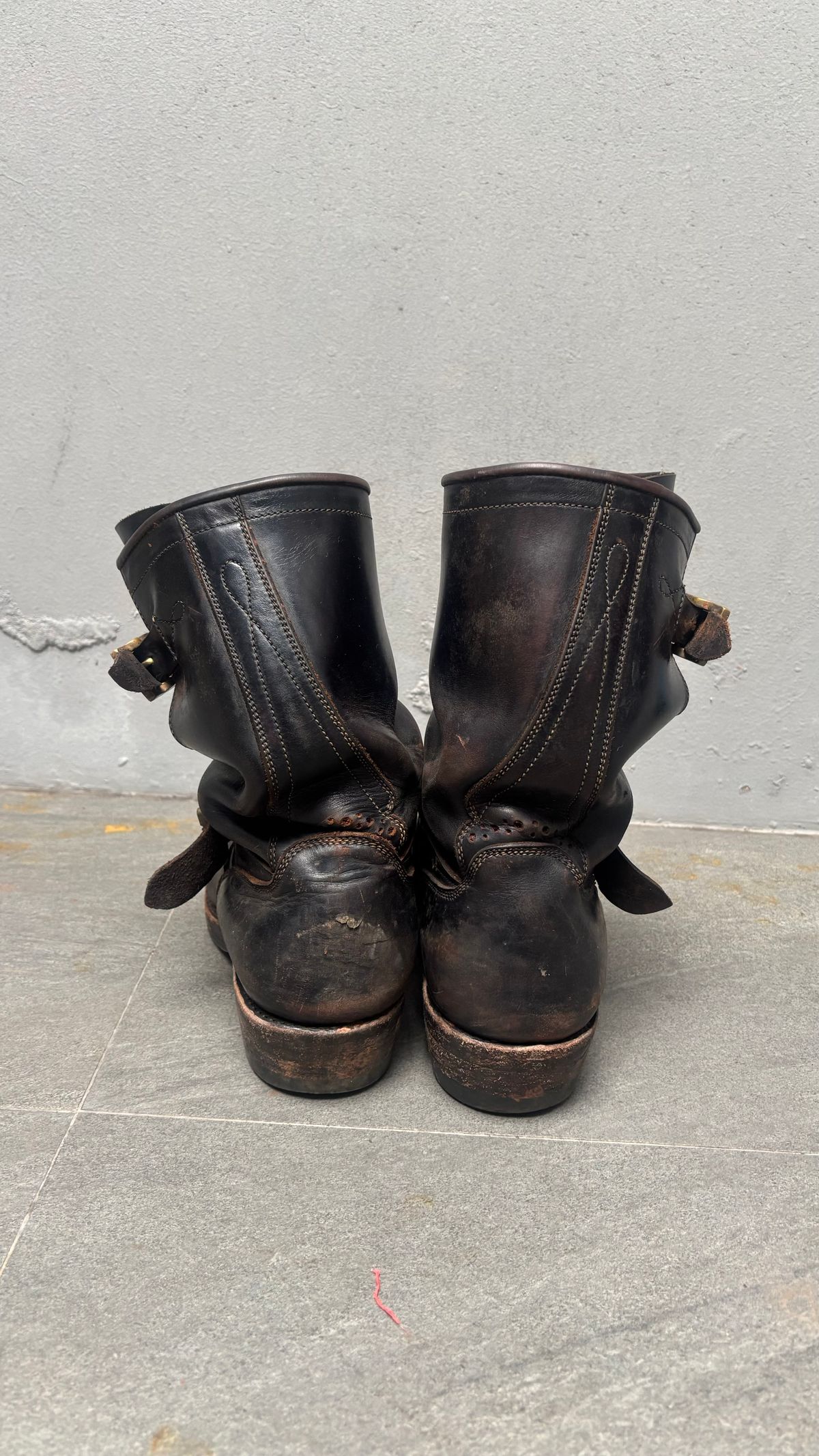 Photo by pungkymardhany on September 18, 2025 of the Fortis Boots Yudistira Engineer Boots in Indonesian Black Teacore.