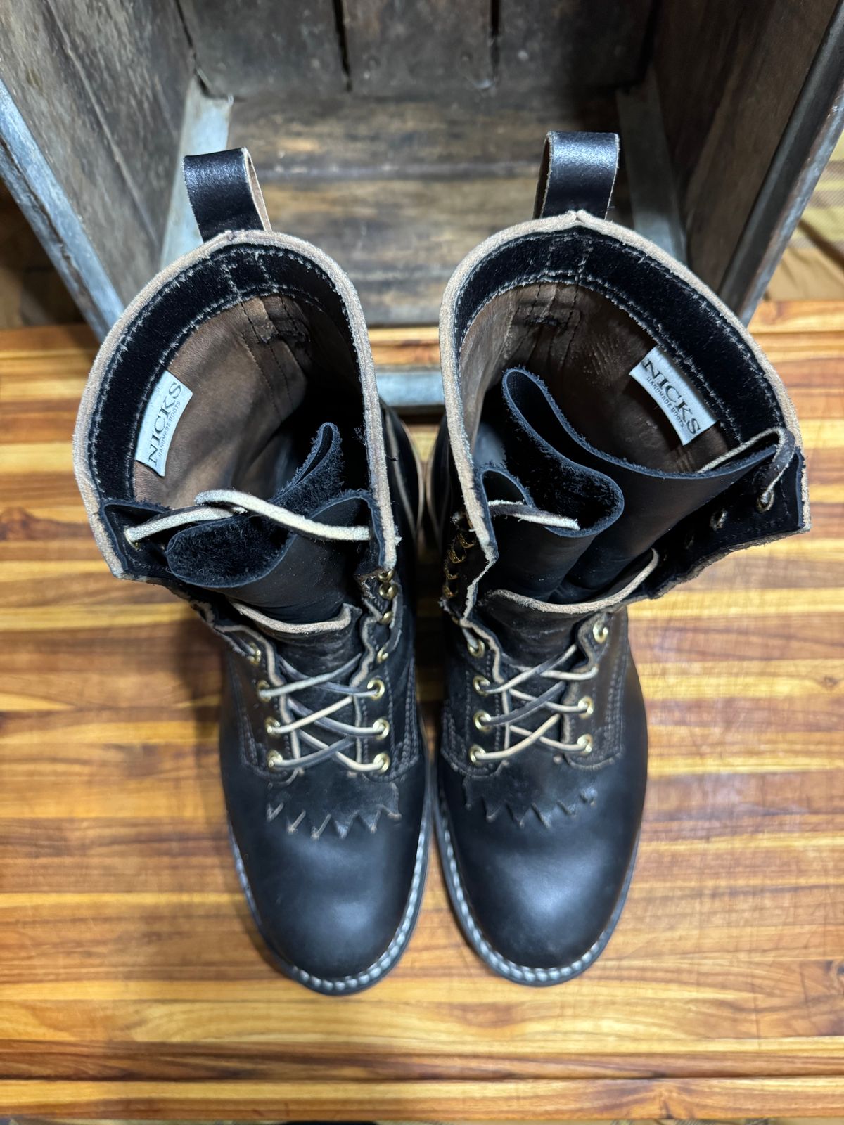 Photo by Atevans77 on November 1, 2025 of the Nicks Ranger in Horween Black Waxed Flesh.