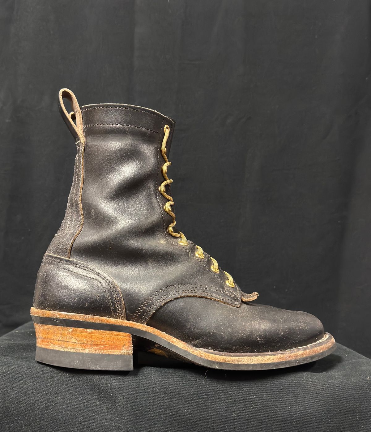 Photo by Atevans77 on December 4, 2025 of the Nicks Ranger in Horween Black Waxed Flesh.