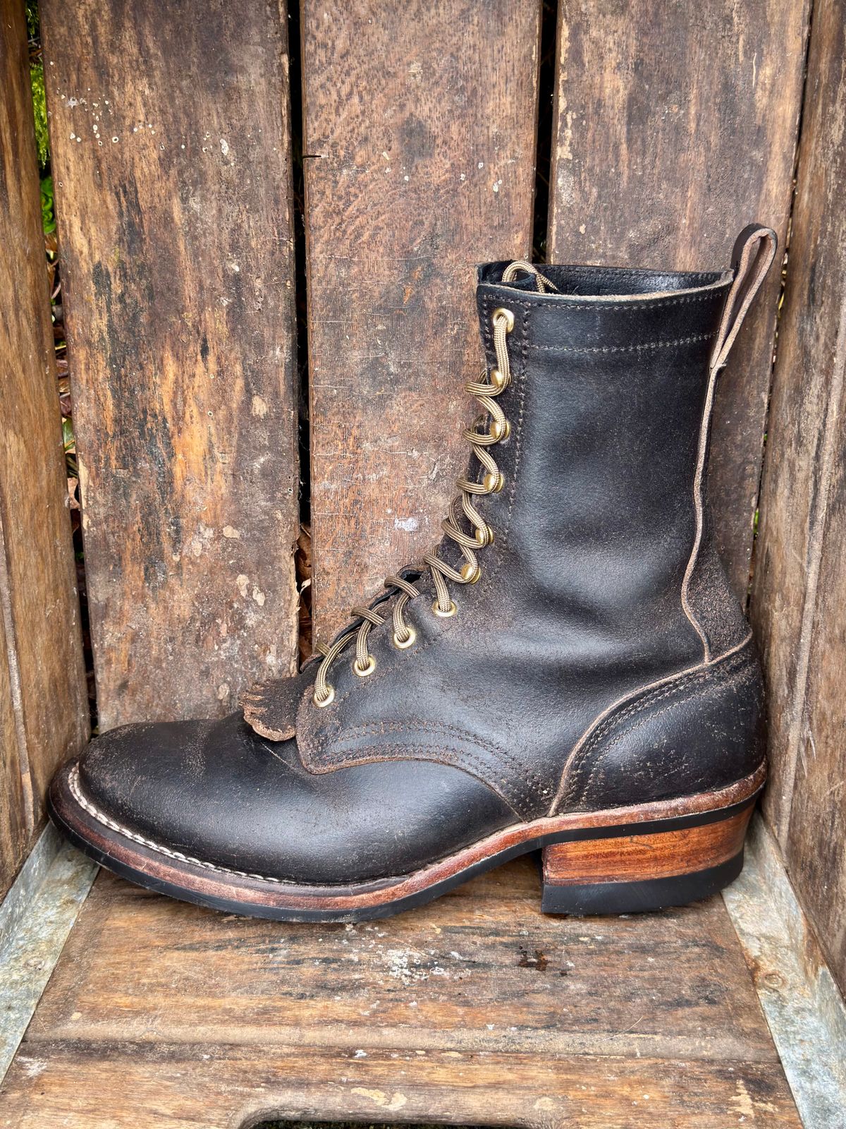 Photo by Atevans77 on April 3, 2026 of the Nicks Ranger in Horween Black Waxed Flesh.