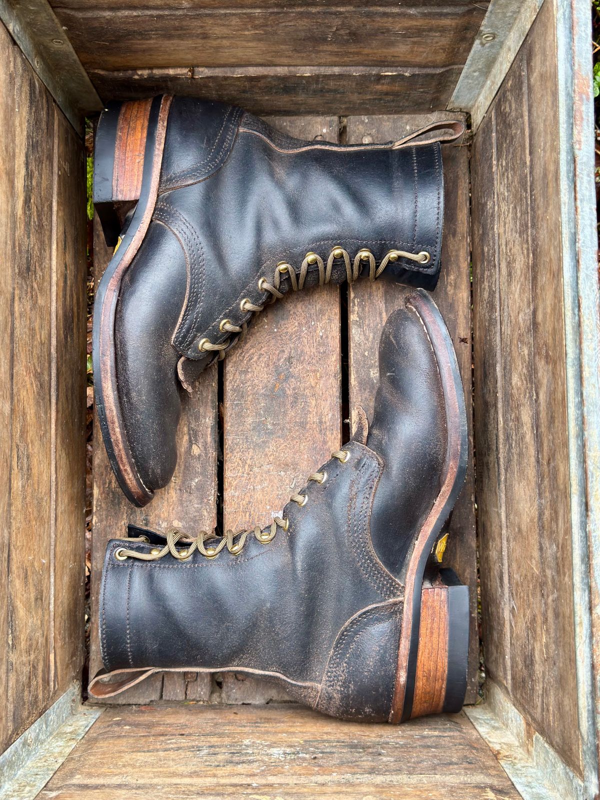 Photo by Atevans77 on April 3, 2026 of the Nicks Ranger in Horween Black Waxed Flesh.