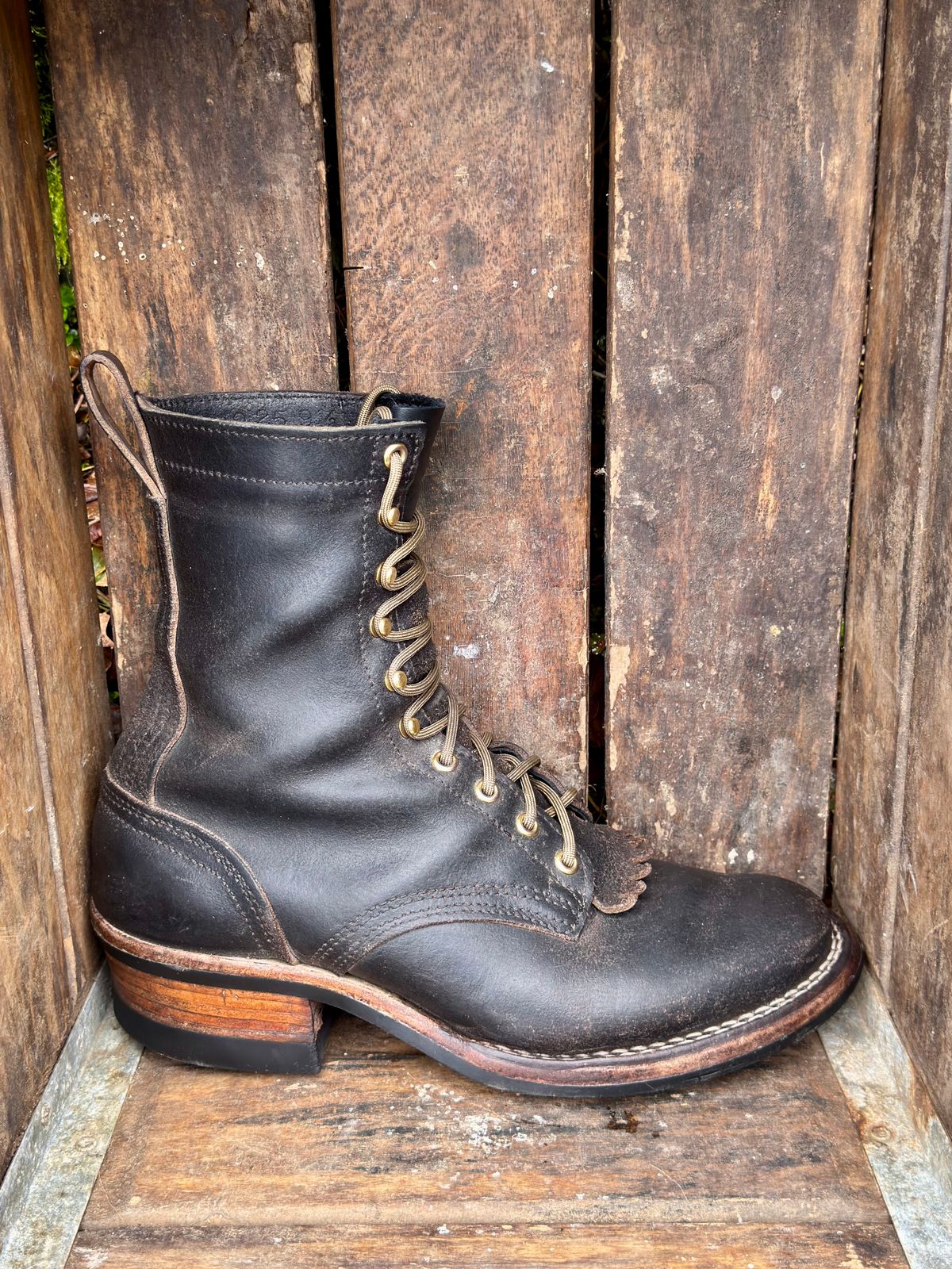 Photo by Atevans77 on April 3, 2026 of the Nicks Ranger in Horween Black Waxed Flesh.