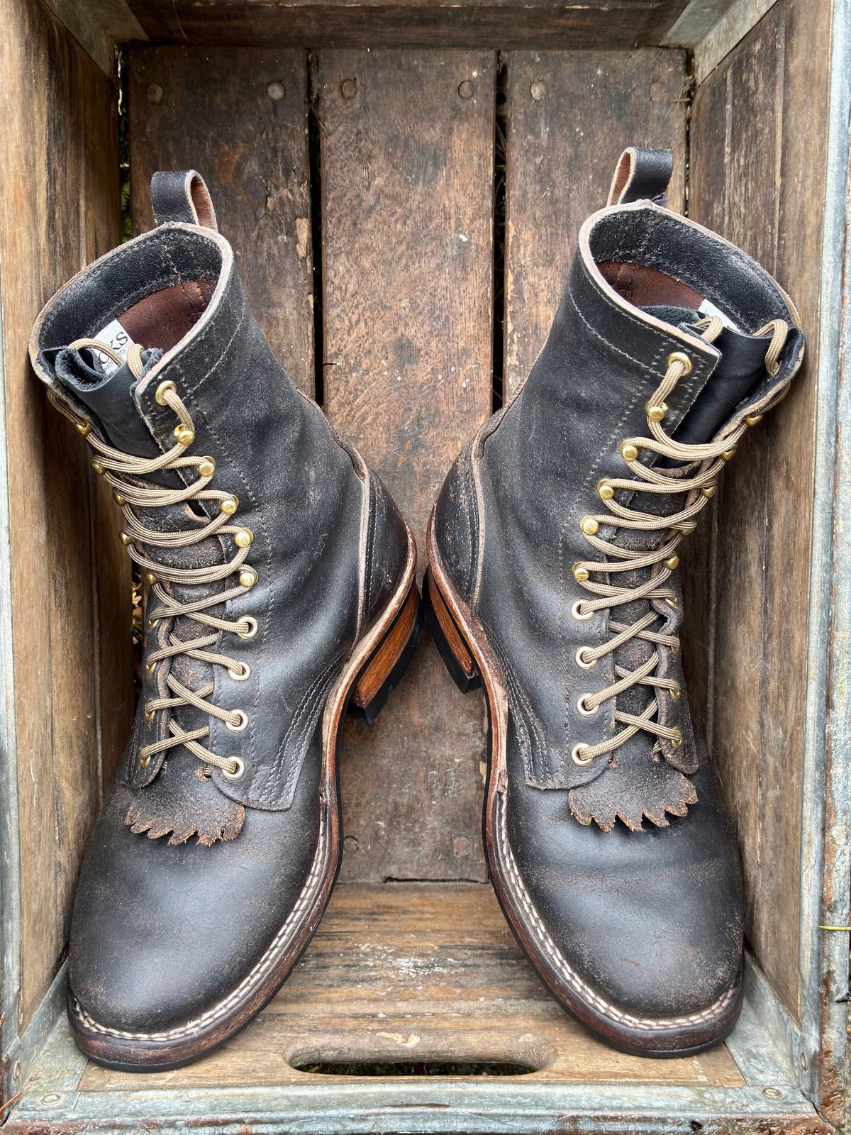 Photo by Atevans77 on April 3, 2026 of the Nicks Ranger in Horween Black Waxed Flesh.