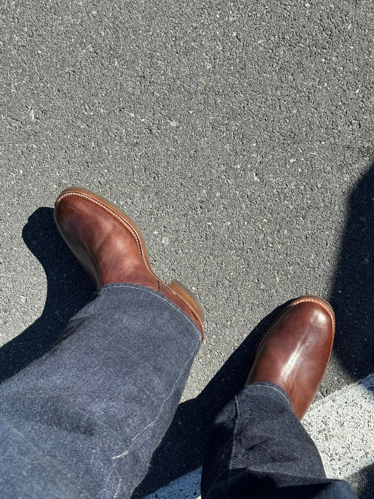 Photo by lrodeffer on August 30, 2025 of the Clinch Engineer Boots 11-Inch Height in Brown-Overdyed Horsebutt.