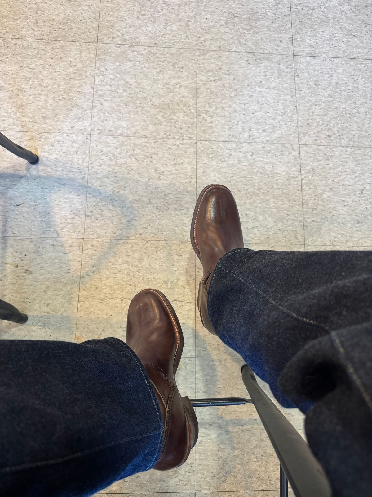 Photo by lrodeffer on August 31, 2025 of the Clinch Engineer Boots 11-Inch Height in Brown-Overdyed Horsebutt.