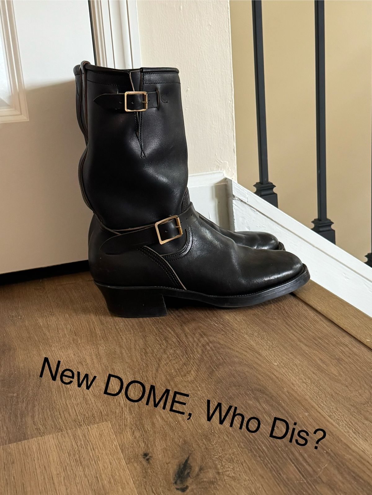 Photo by lrodeffer on September 22, 2025 of the Unsung House U22-2 Engineers in Maryam Toscanello Horsebutt Overdyed Black.