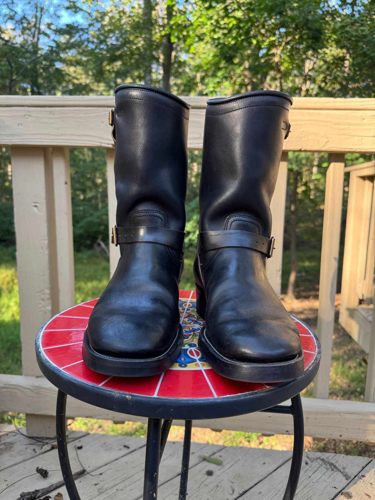 Photo by lrodeffer on October 1, 2025 of the Unsung House U22-2 Engineers in Maryam Toscanello Horsebutt Overdyed Black.