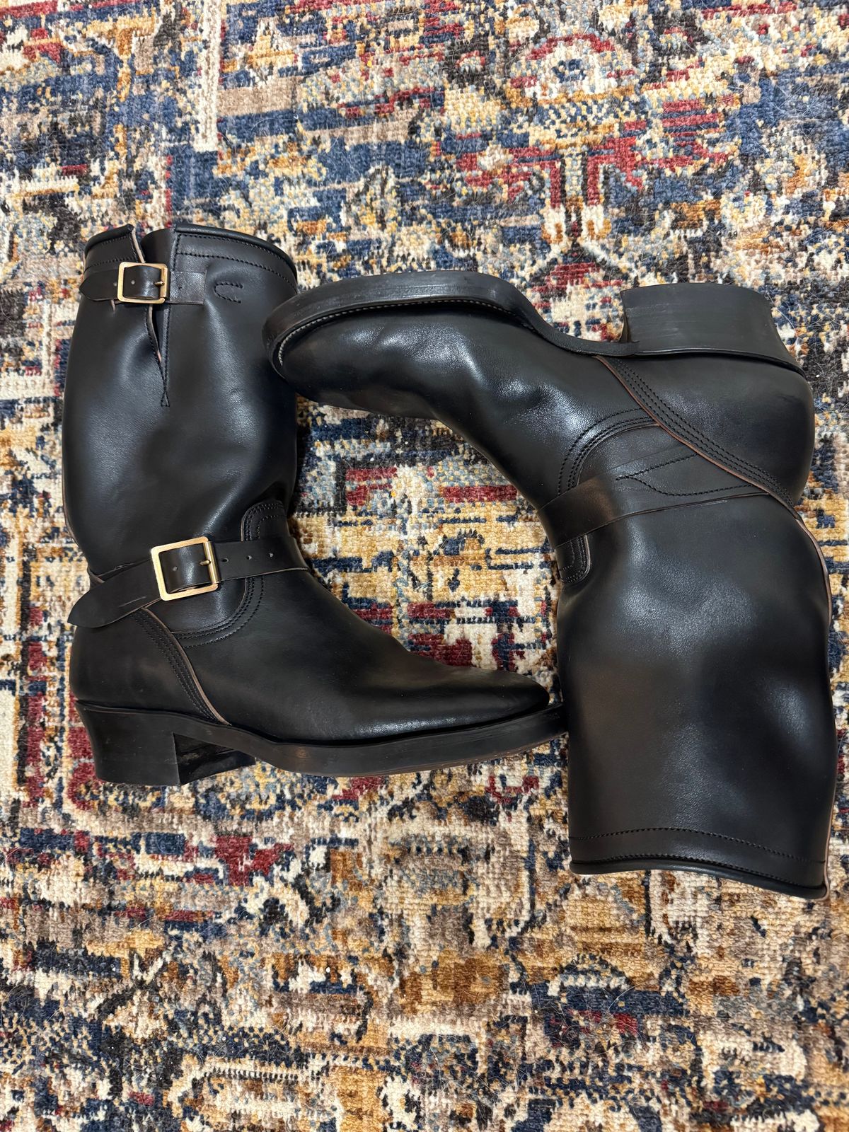 Photo by lrodeffer on November 5, 2025 of the Unsung House U22-2 Engineers in Maryam Toscanello Horsebutt Overdyed Black.