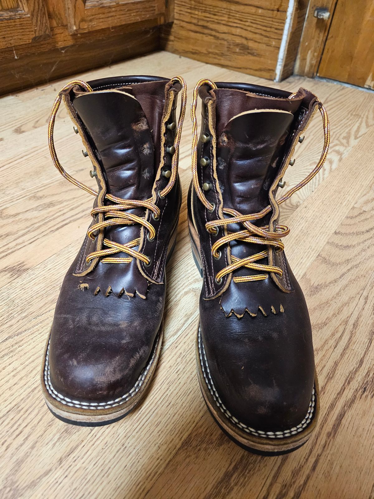 Photo by DRYoung on December 6, 2024 of the Frank's Boots Wilshire in Seidel Brown Domain.
