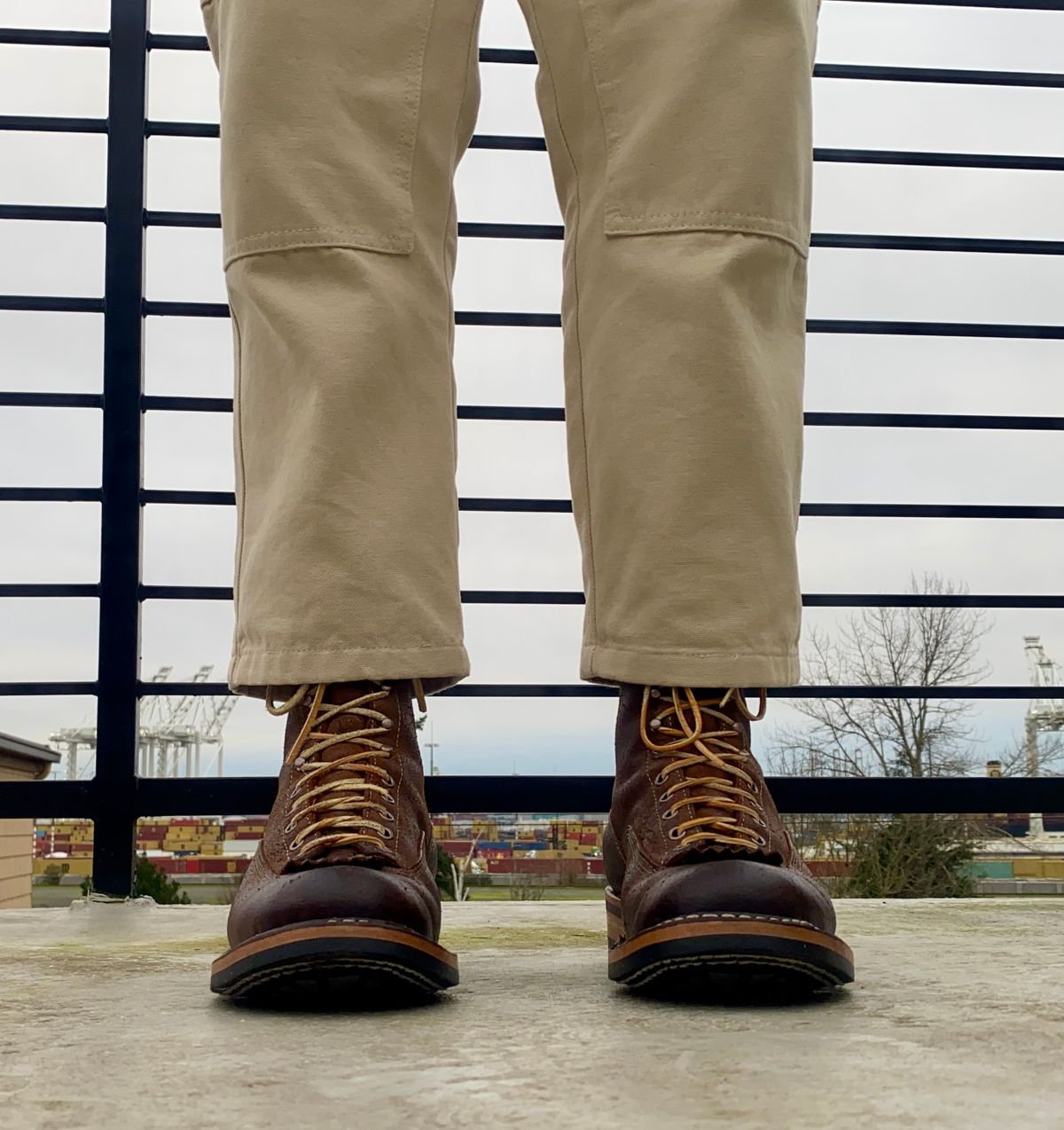 Photo by undifferentiated on January 13, 2026 of the White's 7” Custom MTO LTT in C.F. Stead Urban Brown Crazy Cow.