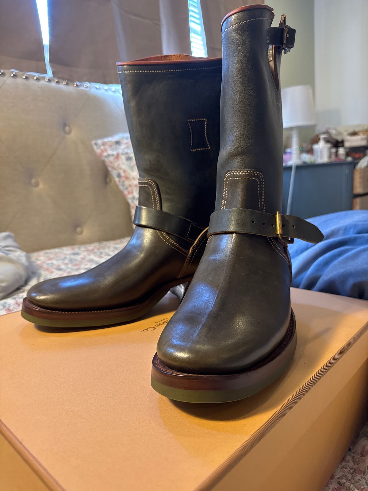 Photo by dbagdog on September 19, 2025 of the Clinch Engineer Boots 11-Inch Height in Green Overdyed Horsebutt.