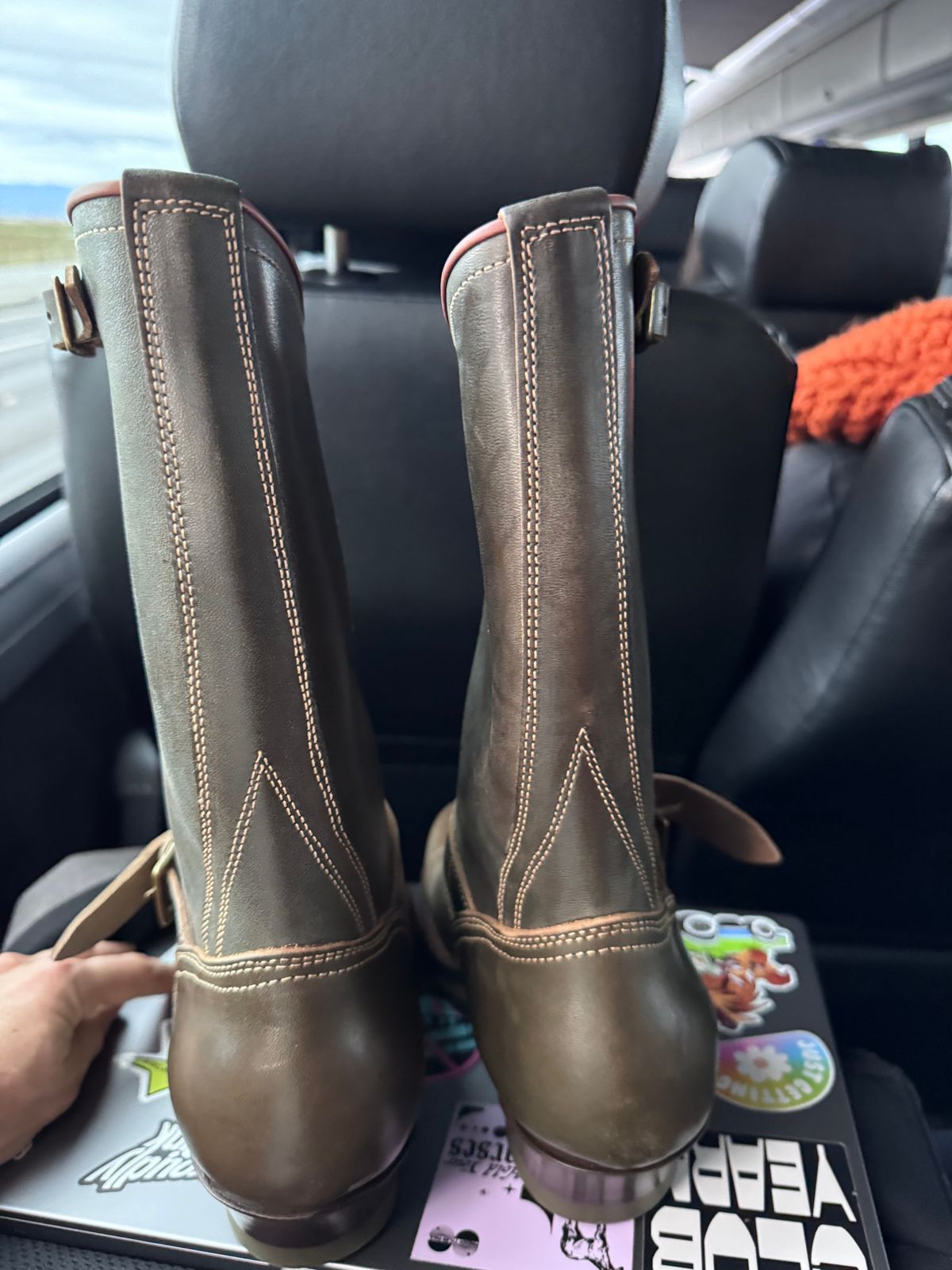 Photo by dbagdog on October 1, 2025 of the Clinch Engineer Boots 11-Inch Height in Green Overdyed Horsebutt.