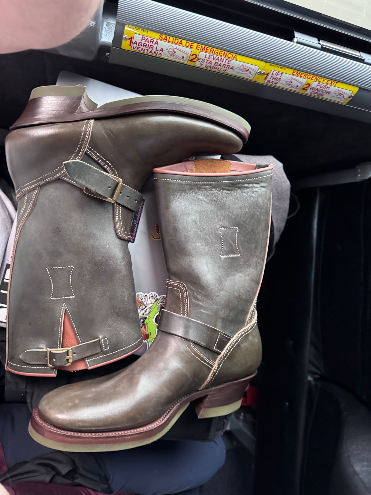 Photo by dbagdog on October 1, 2025 of the Clinch Engineer Boots 11-Inch Height in Green Overdyed Horsebutt.