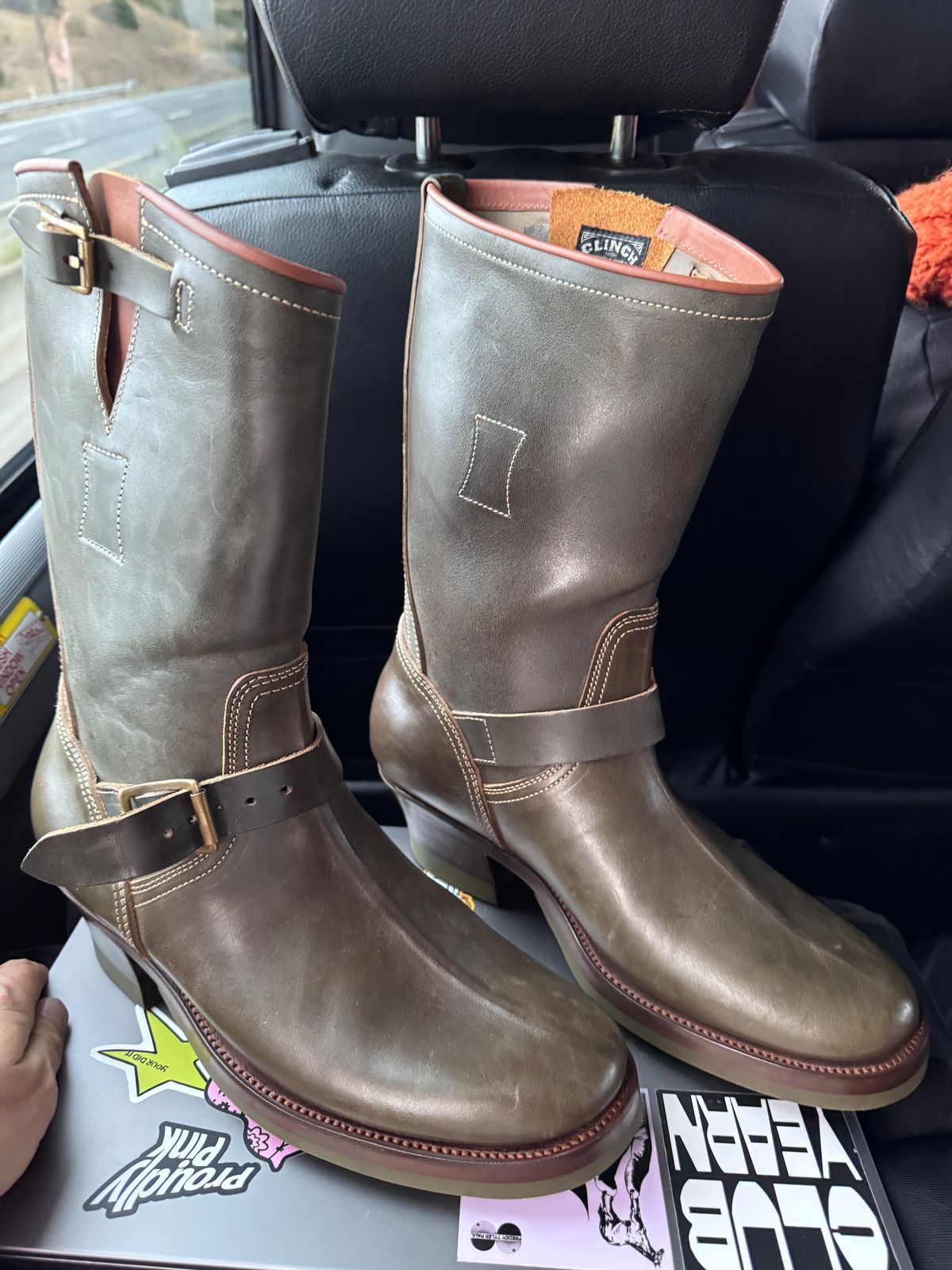 Photo by dbagdog on October 1, 2025 of the Clinch Engineer Boots 11-Inch Height in Green Overdyed Horsebutt.
