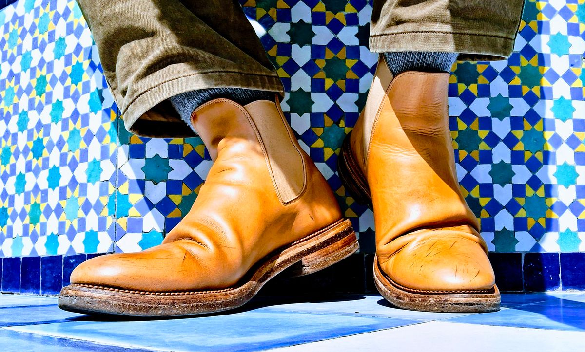 Photo by Mark on February 9, 2025 of the Viberg Chelsea in Conceria 800 Champagne Washed Vachetta.