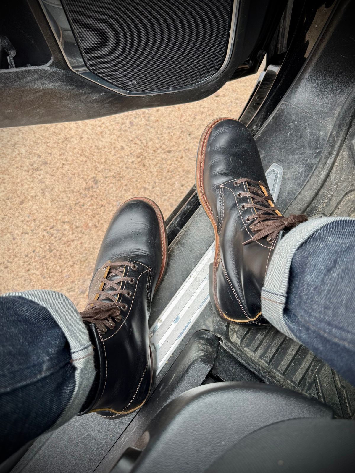 Photo by KevinNadeau88 on May 14, 2026 of the Red Wing Beckman Flatbox in S.B. Foot Black Klondike.