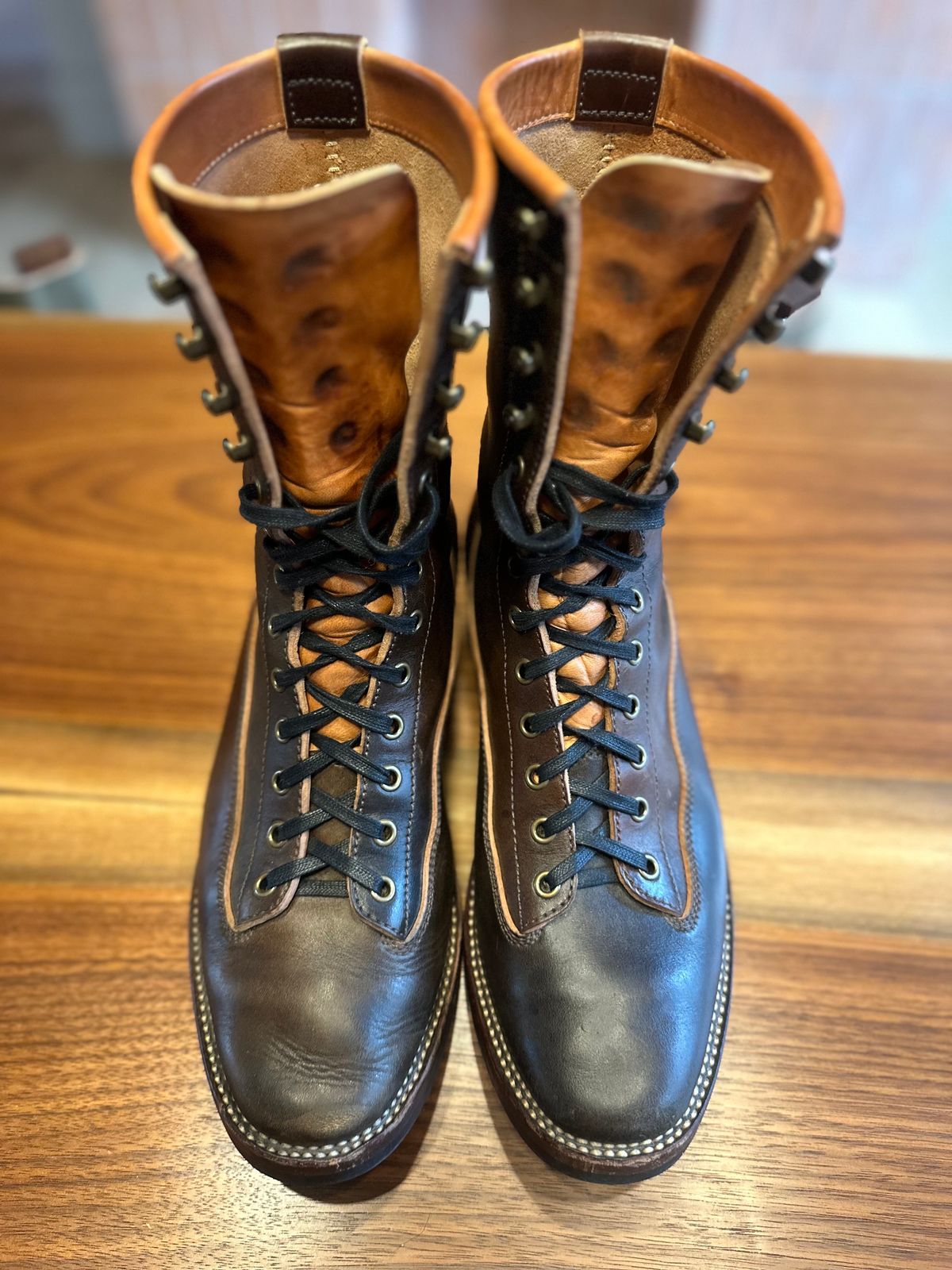 Photo by bricra1983 on November 2, 2024 of the Flame Panda Lace To Toe in Maryam Natural Horsebutt Overdyed Brown then Black.
