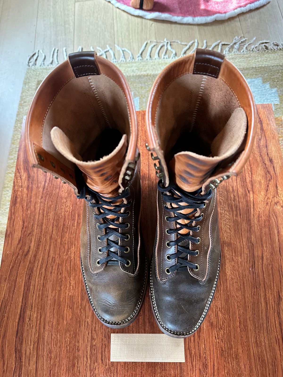 Photo by bricra1983 on December 11, 2024 of the Flame Panda Lace To Toe in Maryam Natural Horsebutt Overdyed Brown then Black.