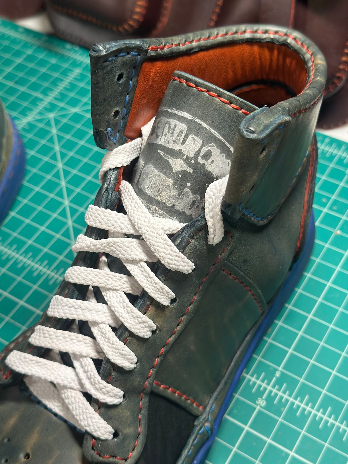 Photo by bricra1983 on September 27, 2025 of the Self-Made Hand Stitched Hi Top in Guidi Blue Reverse Horsebutt.