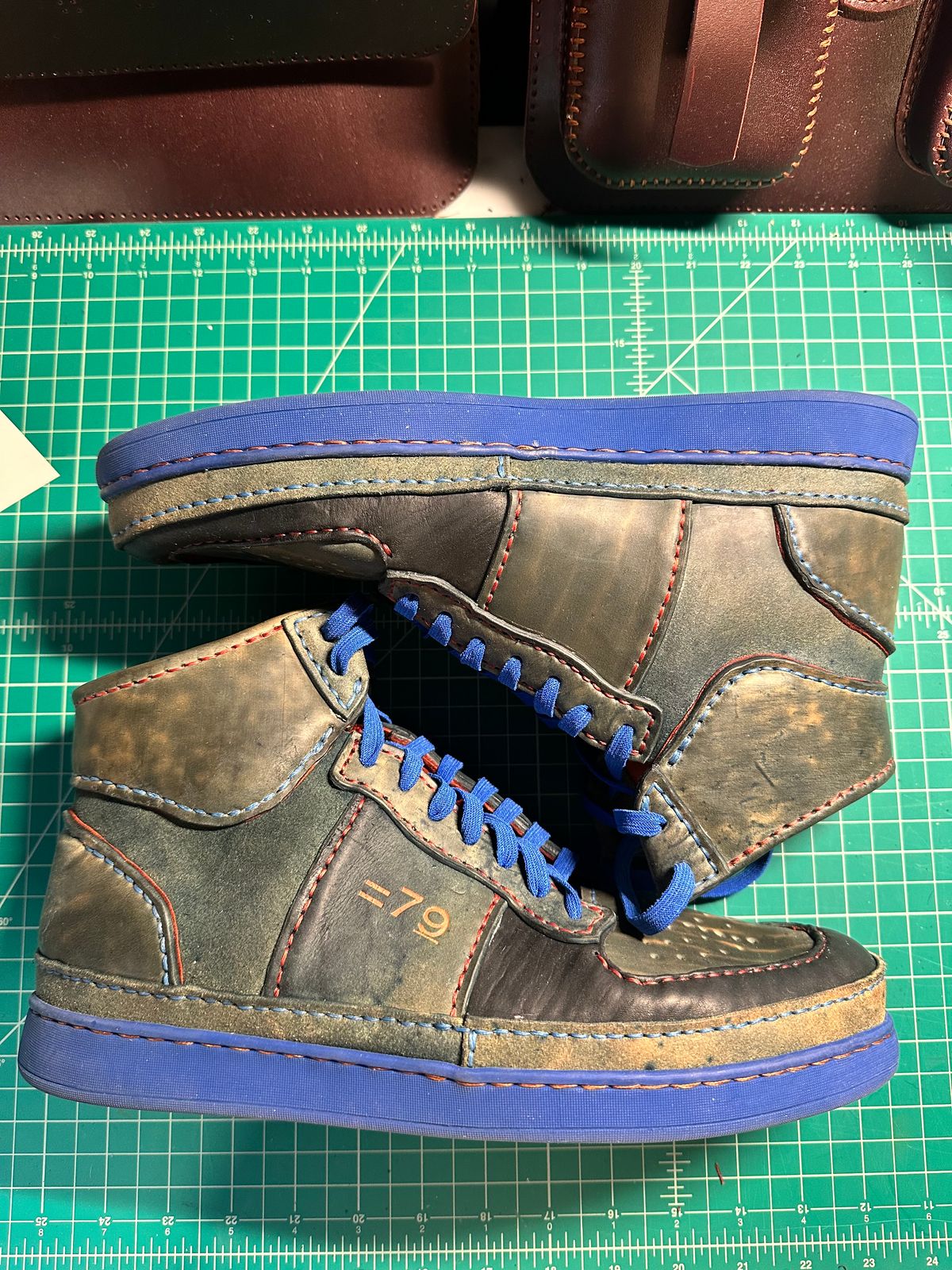 Photo by bricra1983 on October 1, 2025 of the Self-Made Hand Stitched Hi Top in Guidi Blue Reverse Horsebutt.