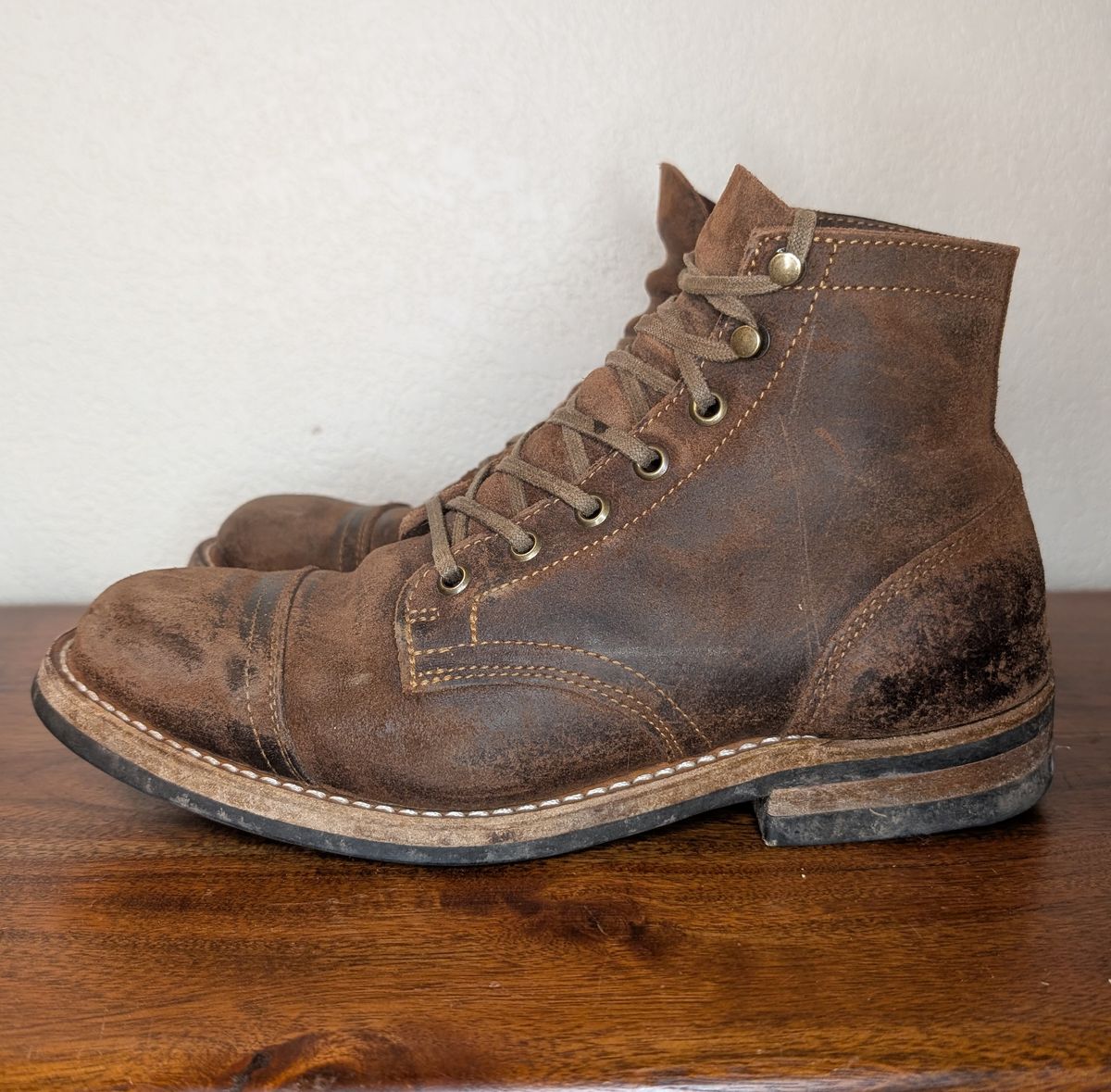 Photo by franklynne on April 5, 2025 of the Truman Cap Toe Boot in C.F. Stead Snuff Waxy Commander Suede.