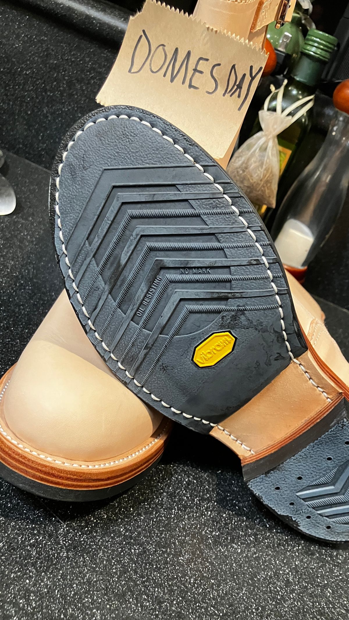 Photo by De4 on October 1, 2024 of the KIND 1930s Engineer Boots in Italian Veg-Tanned Leather.