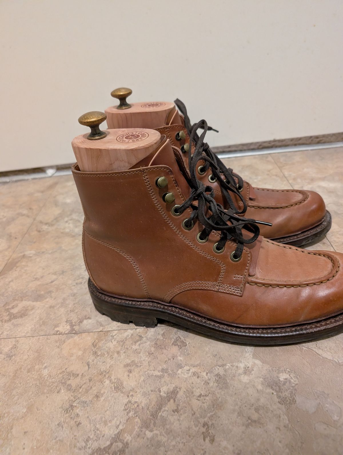 Photo by tyen10 on December 5, 2025 of the Grant Stone Brass Boot in Horween Honey Glazed Shell Cordovan.