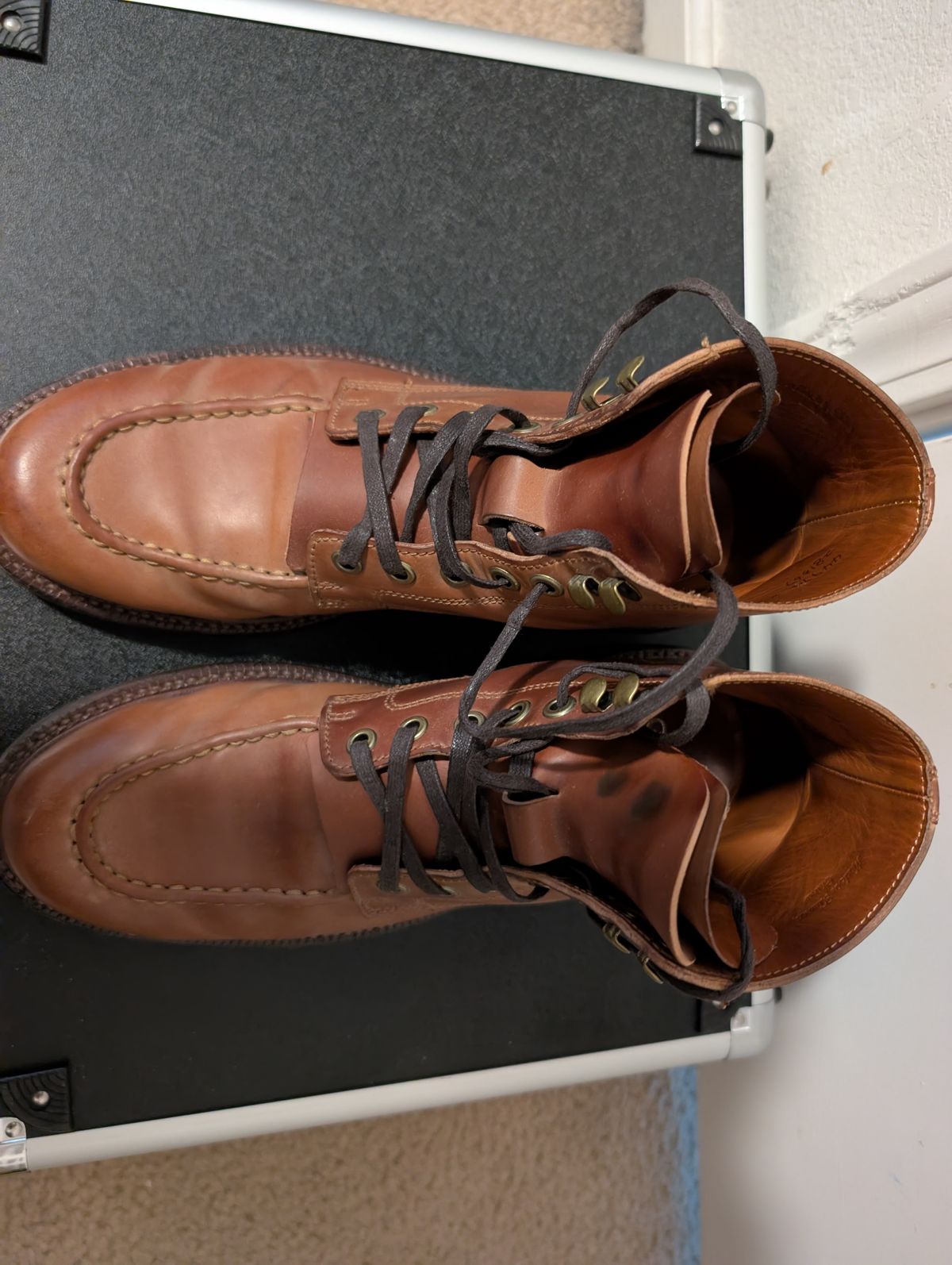 Photo by tyen10 on February 3, 2026 of the Grant Stone Brass Boot in Horween Honey Glazed Shell Cordovan.