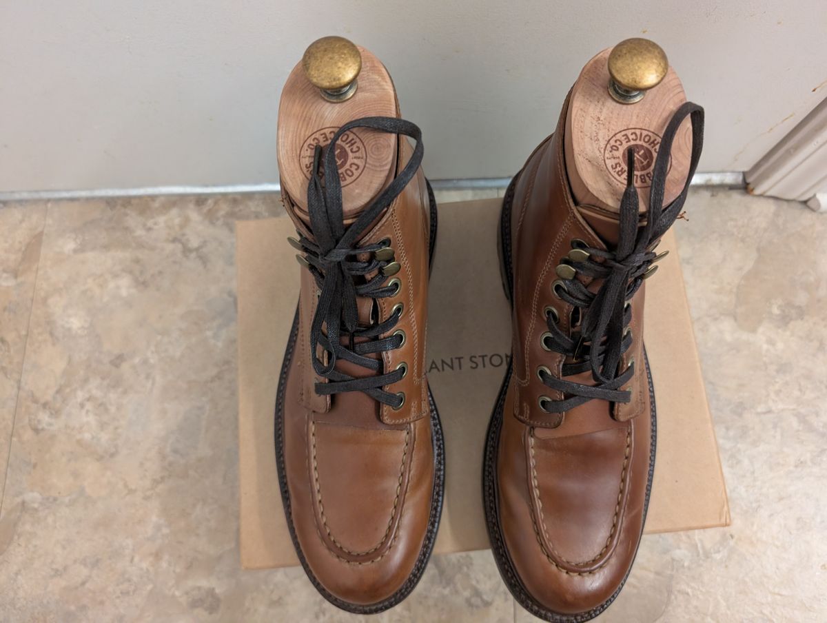 Photo by tyen10 on March 1, 2026 of the Grant Stone Brass Boot in Horween Honey Glazed Shell Cordovan.