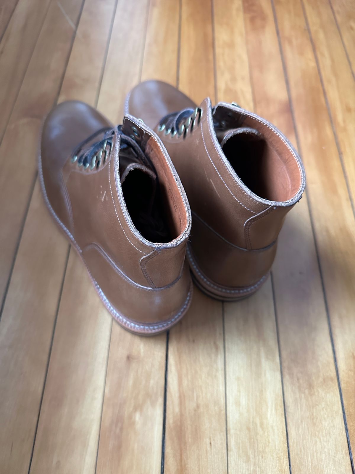 Photo by newenglandoldstyle on December 29, 2024 of the Grant Stone Diesel Boot in Horween Dune Chromexcel.