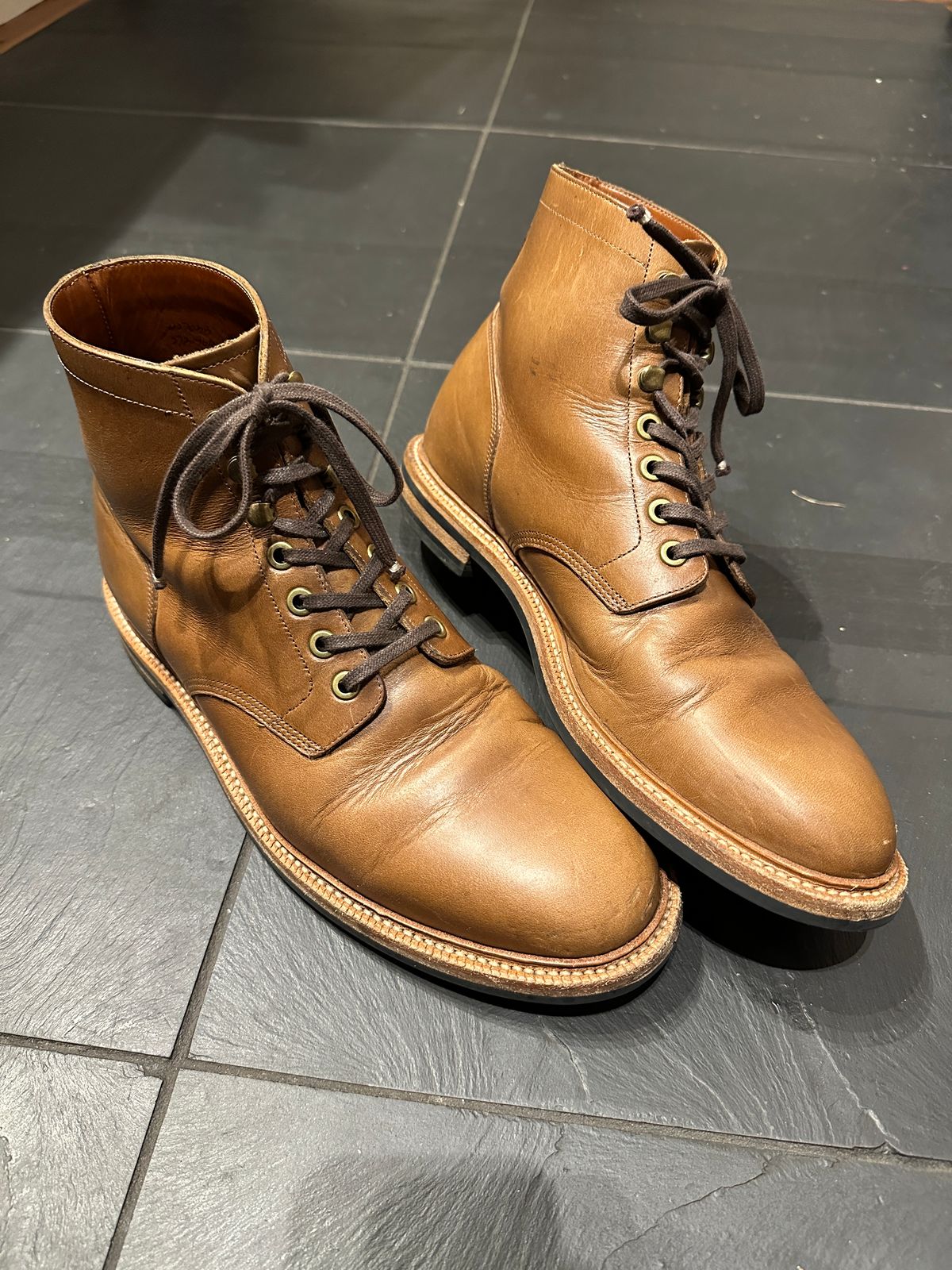 Photo by newenglandoldstyle on March 18, 2025 of the Grant Stone Diesel Boot in Horween Dune Chromexcel.