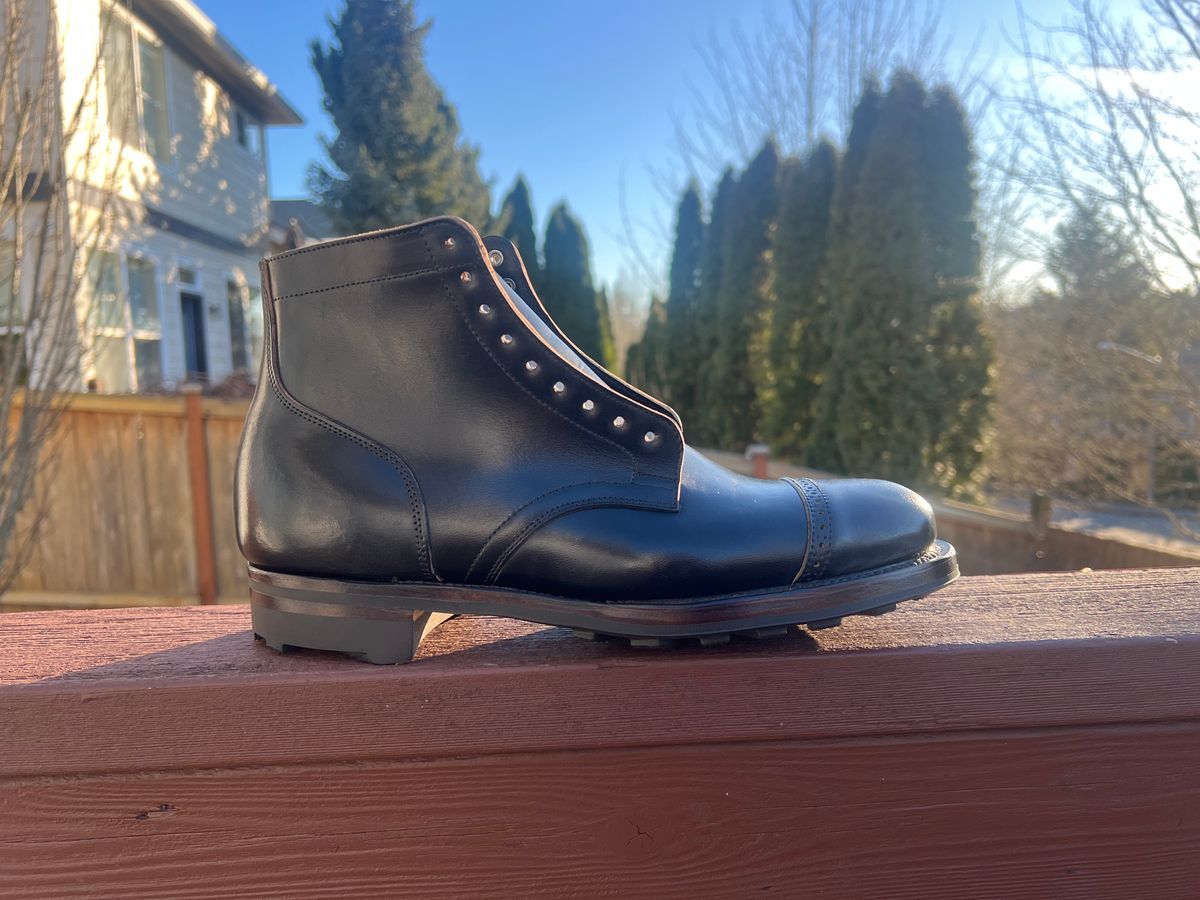 Photo by therealt20 on January 27, 2025 of the Viberg Service Boot BCT in Maryam Black Teacore Horsebutt.