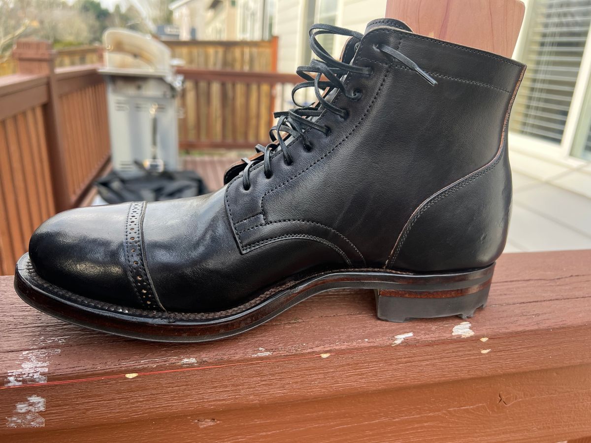 Photo by therealt20 on February 26, 2025 of the Viberg Service Boot BCT in Maryam Black Teacore Horsebutt.