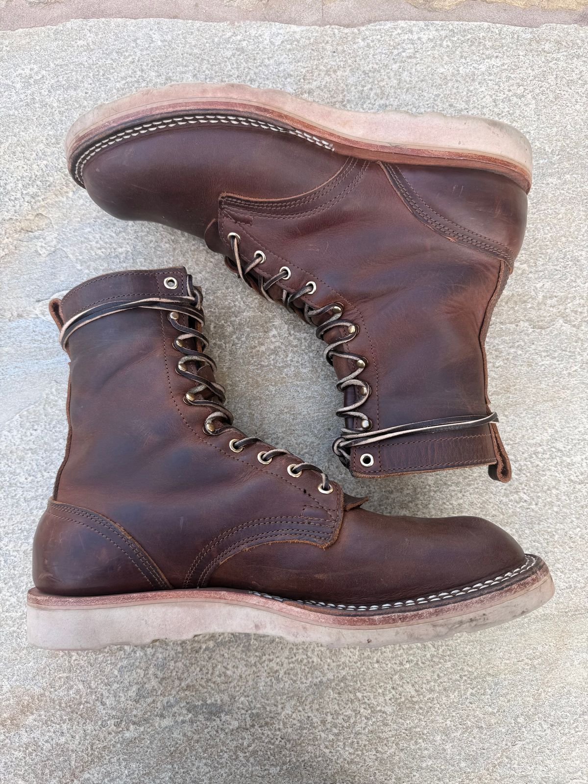 Photo by Shipwrx on December 2, 2025 of the Nicks Traveler in Horween Orange Predator.